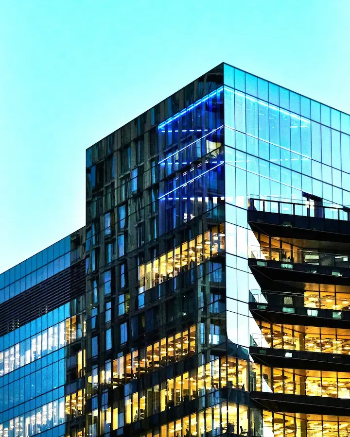 Gestión energética y domótica centralizada para edificios inteligentes