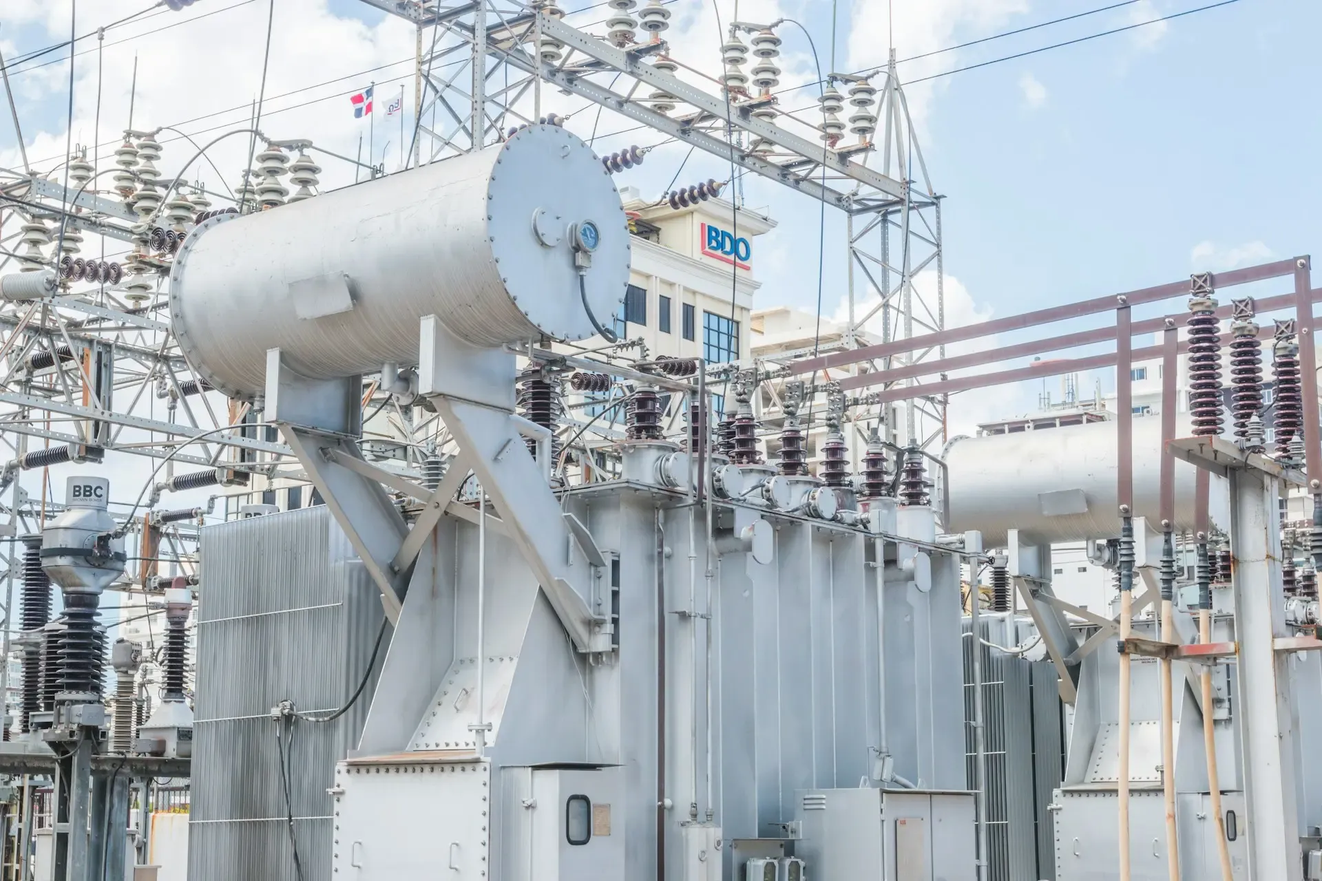 Monitoreo SCADA para subestaciones y generación de energía